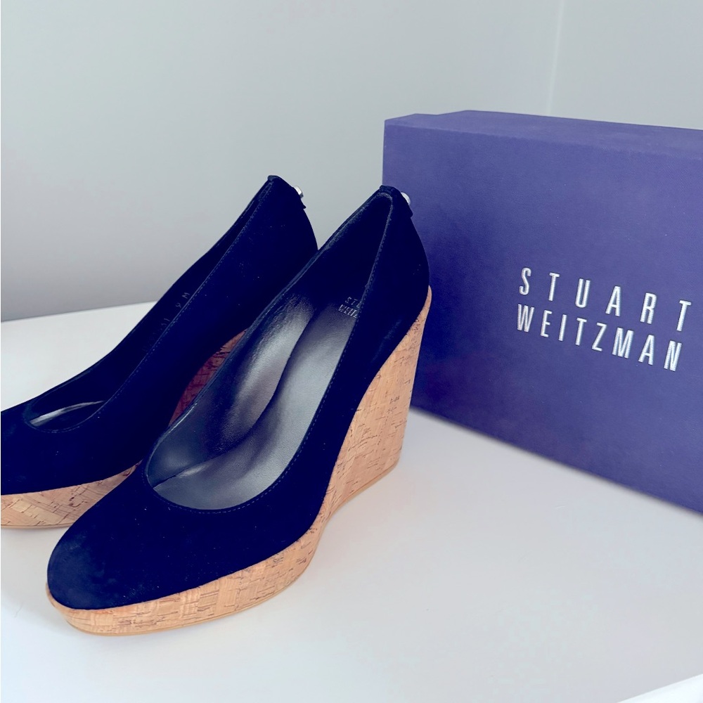 NEVER WORN Size 9 Stuart Weitzman Corkswoon Wedge in Navy Suede